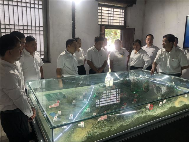 参观晋察冀军区司令部旧址1.jpg