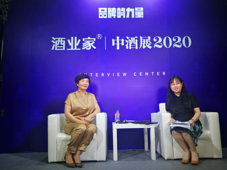 人民小酒董事长余留芬：酒类销售要线上线下相结合，人民小酒追求高质量发展