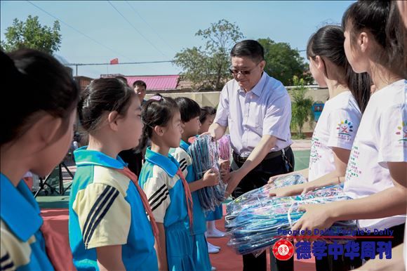 老兵精神别样红：八十一面锦旗传诵着河北沧州一群退役军人的故事