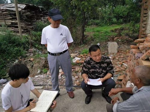 爱岗敬业好青年刘人杰先进事迹 不让一个群众掉队 