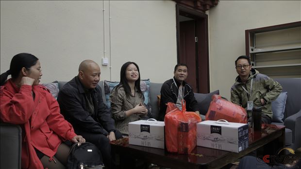 雪域高原送关怀 加油鼓劲暖人心