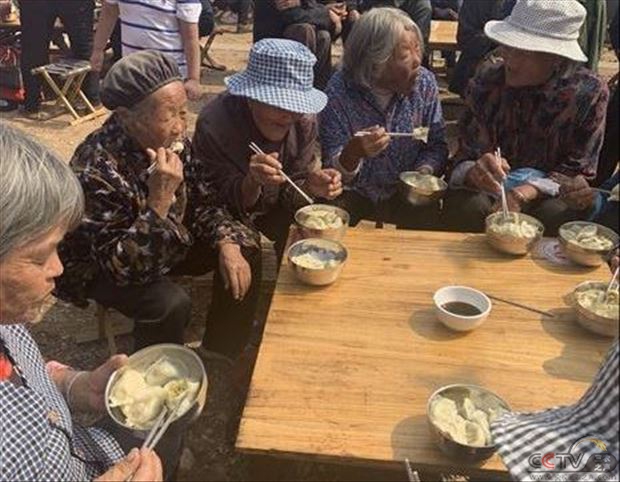 日照五莲：情暖中秋饺子宴 喜迎国庆“孝道文化节”