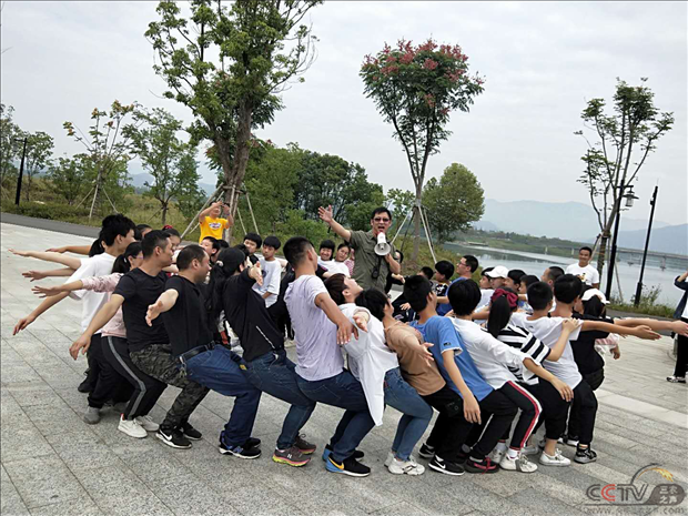 浙江嵊州马寅初初级中学难忘的国庆嘉年华