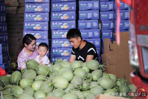“返乡潮”将至，大量农民工表态“不再出来”，背后原因为何？