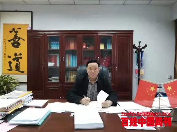 河南新乡：回村“讨”苦吃的“城里人”