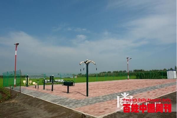 驻村扶贫工作队“显身手”助力北红满族村驶入振兴快车道 