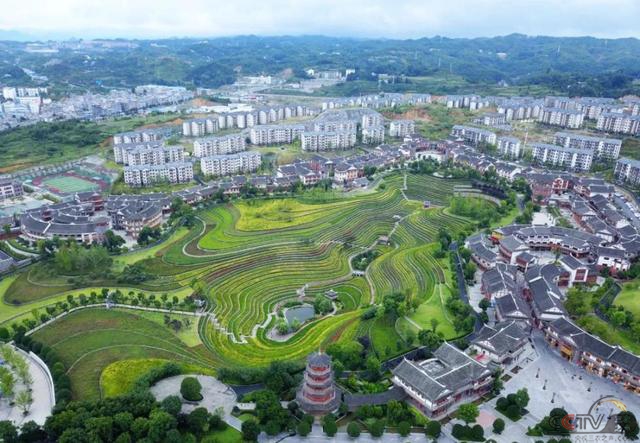 脱贫攻坚胜利后，扶贫政策何去何从？三大关键词读懂中央农村工作会议