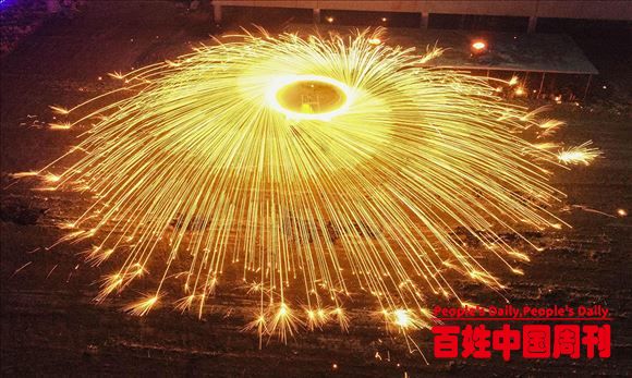 春节河北省张家口蔚县民俗打树花