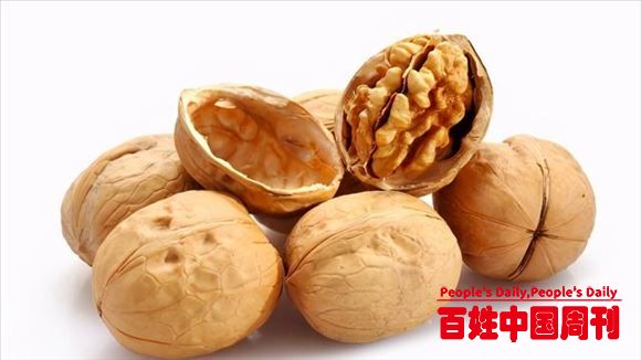 “新疆核桃”遭频繁退货，背后原因是啥？新疆果农：退得好！