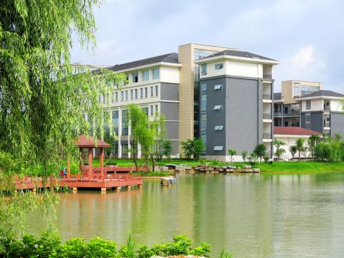 教育部：今年将支持建设一批高水平公共卫生学院