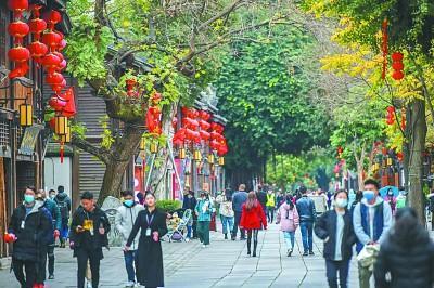“他乡”变“吾乡”年味别样浓