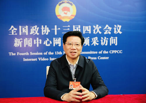 “教育焦虑”成两会热点！这位校长给家长的8条建议真走心！