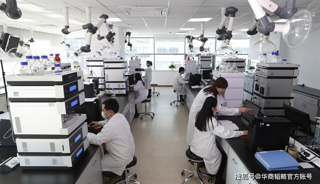 国人被西方攥住命根子，中国七千多家药企都干什么去了？