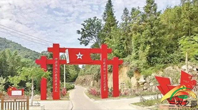 潮州市潮安区世田村做好“红”“绿”两篇文章大踏步迈向乡村振兴