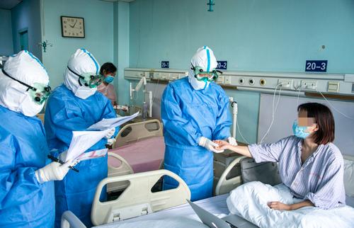 新冠肺炎科研成果“银丹解毒颗粒”院内制剂新药落地转化