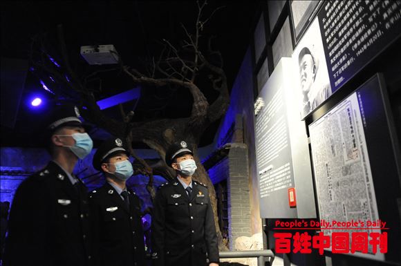 河北省唐山市曹妃甸边检站：清明祭英烈 缅怀励警志