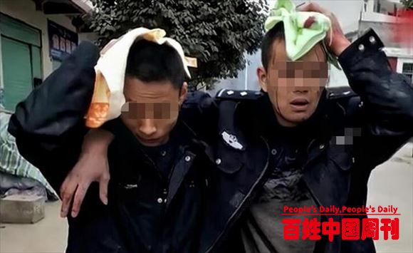 扫黑除恶：村支书刚整理材料，儿子就被人用菜刀劈了脸