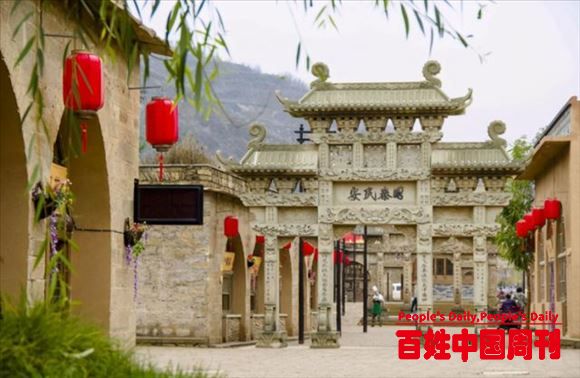 陕西新建“假古镇”，颇具有当地特色，游客：景色堪比“袁家村”