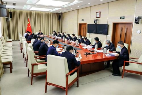 农业农村部召开常务会议分析研究农业农村经济形势和重点工作