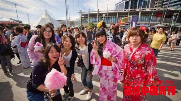 遭美国遣返的华人，如今成无国籍人，中国的做法值得所有国家学习