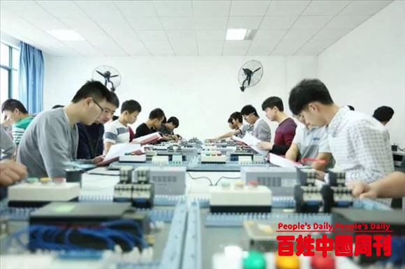 比芯片垄断更可悲，美国顶尖人才来自中国，8所高校开始破局