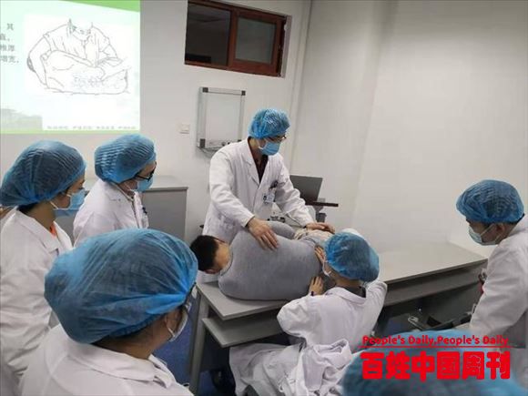 同向发力，共筑中医药一体化“健康圈”