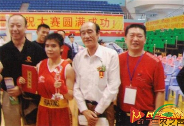 沂蒙拳哥：59岁拍100集微视频讲党史(上)