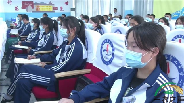 新疆岳普湖：安全宣传进校园提升学生自我防御能力