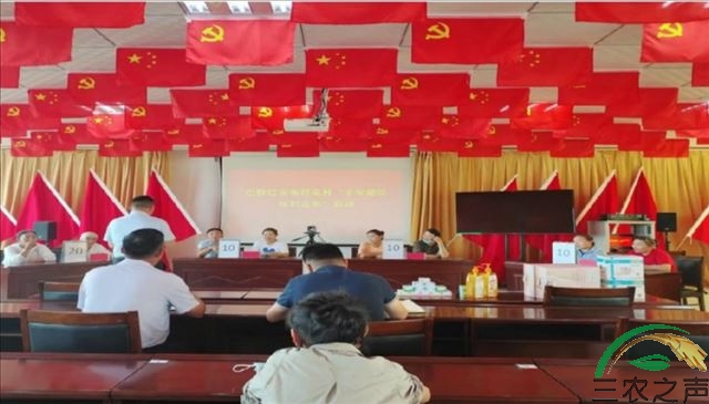 新疆吉木乃县乌拉斯特镇巴特巴克布拉克村开启“平安建设知识竞赛”活动