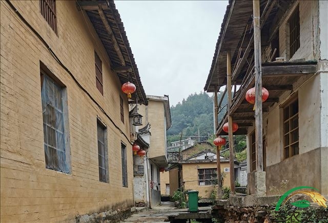奇特蔡畈古村落 藏身皖西南太湖